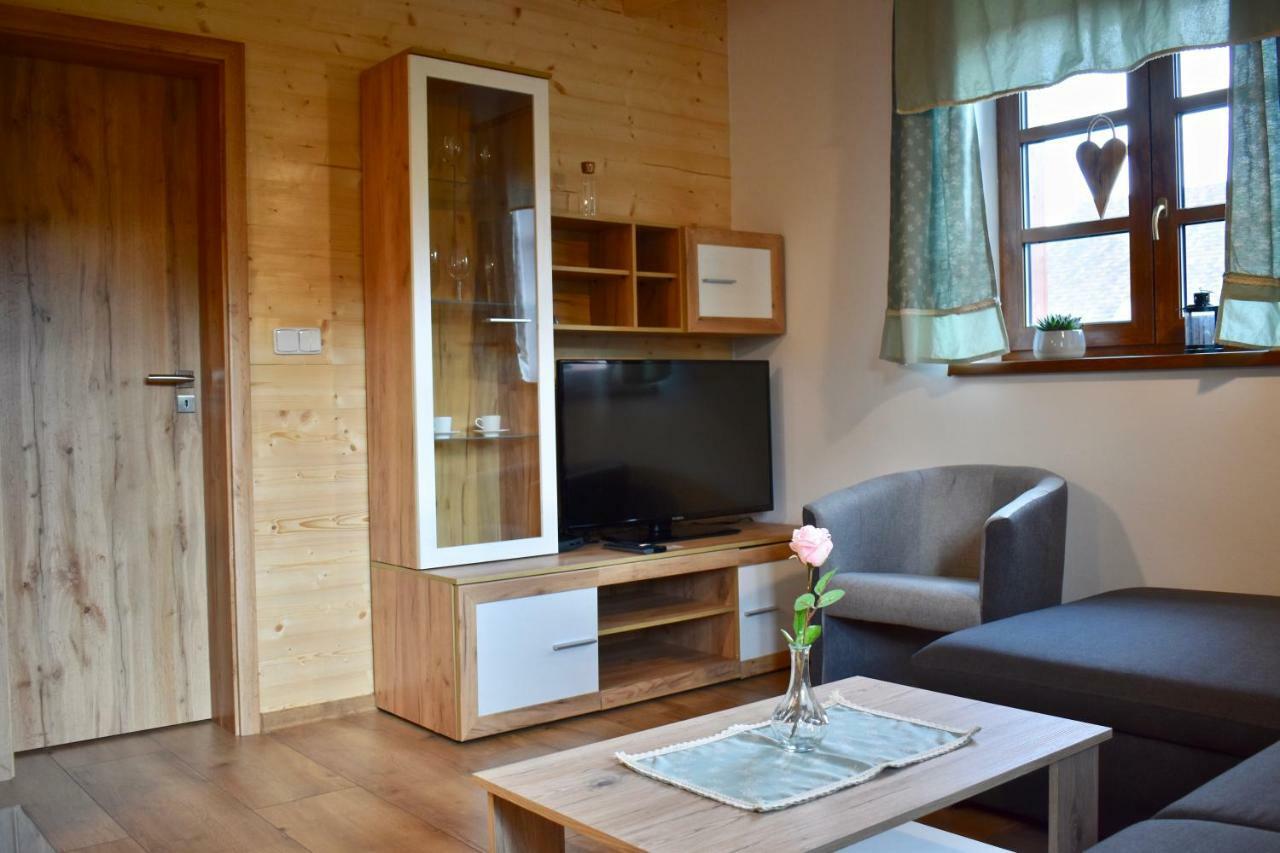 Penzion Beskydkrby ออสตราวิเซ ภายนอก รูปภาพ